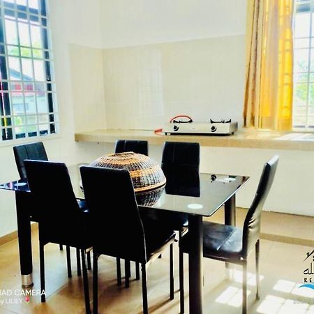 Qalya Homestay 2 @ Κότα Μπάρου Εξωτερικό φωτογραφία